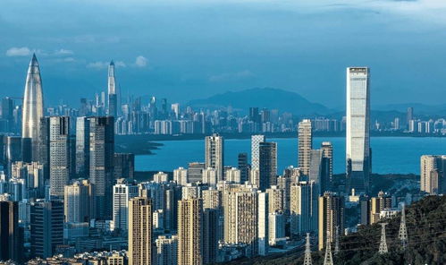 吳長江 白手起家成億萬富豪,卻因賭博輸掉300億公司,鋃鐺入獄